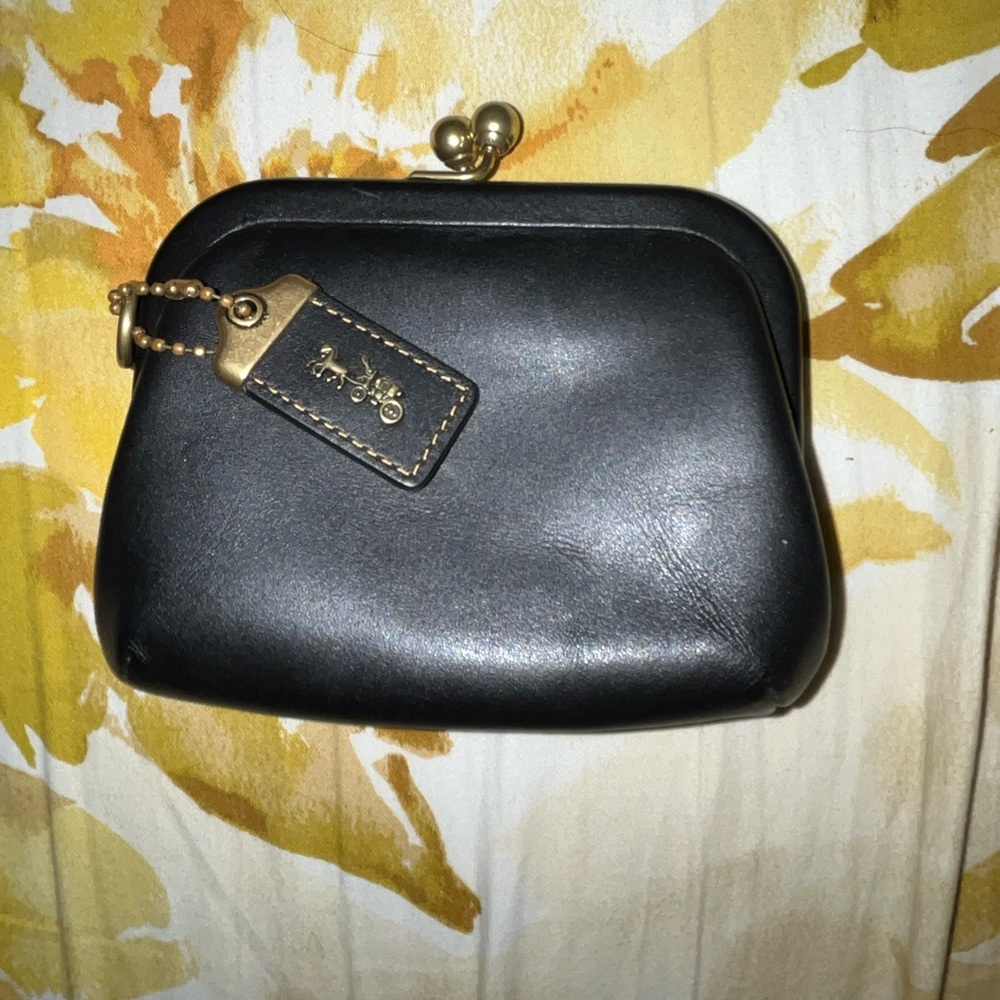 COACH Kisslock Wallet